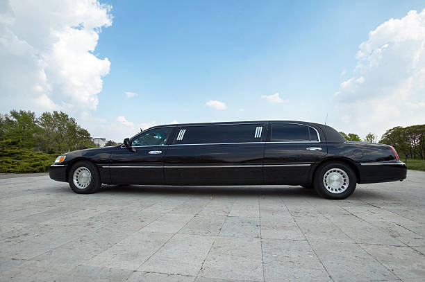 What To Look For In Airport Limo?